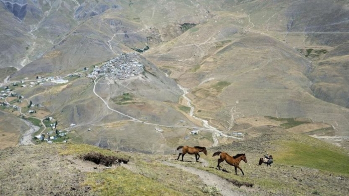 İŞTE NUH'UN GEMİSİNİN KARAYA OTURDUĞU DAĞ 1