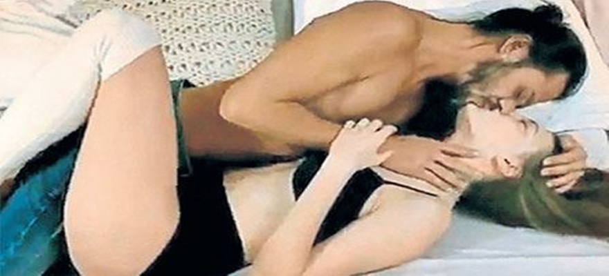 SERENAY SARIKAYA VE MEHMET GÜNSUR'DAN CESUR SAHNE 1