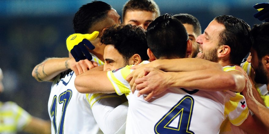 Fenerbahçe, Zenit Maçına Hazır