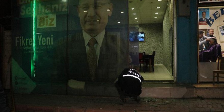 Ak Parti Seçim Bürosuna Molotoflu Saldırı