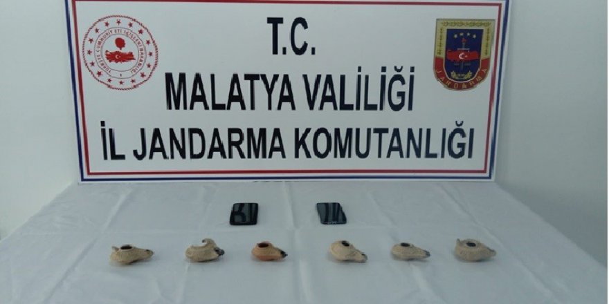 Malatya'da tarihi eser kaçakçılarına baskın