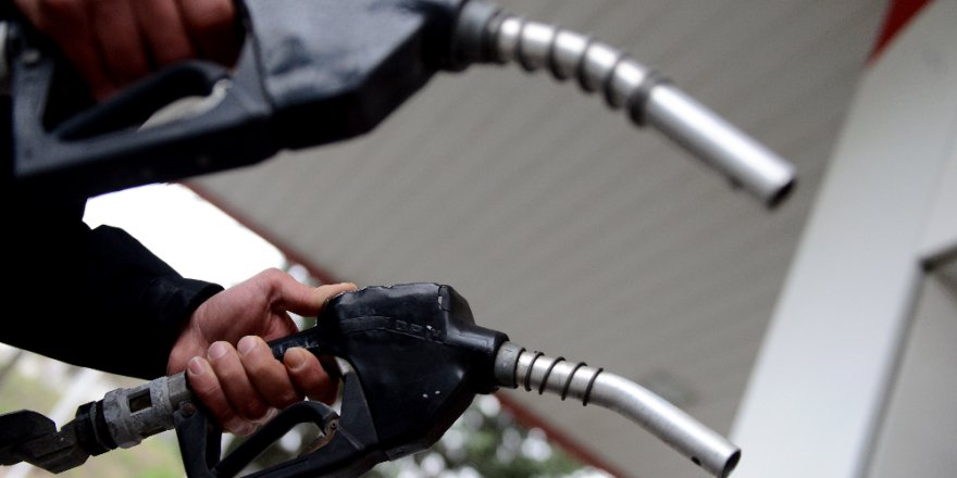 Benzine Büyük Zam