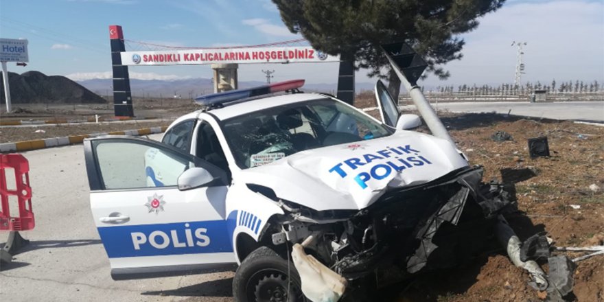 Afyonkarahisar’da Trafik Kazası: 2 Polis Yaralı