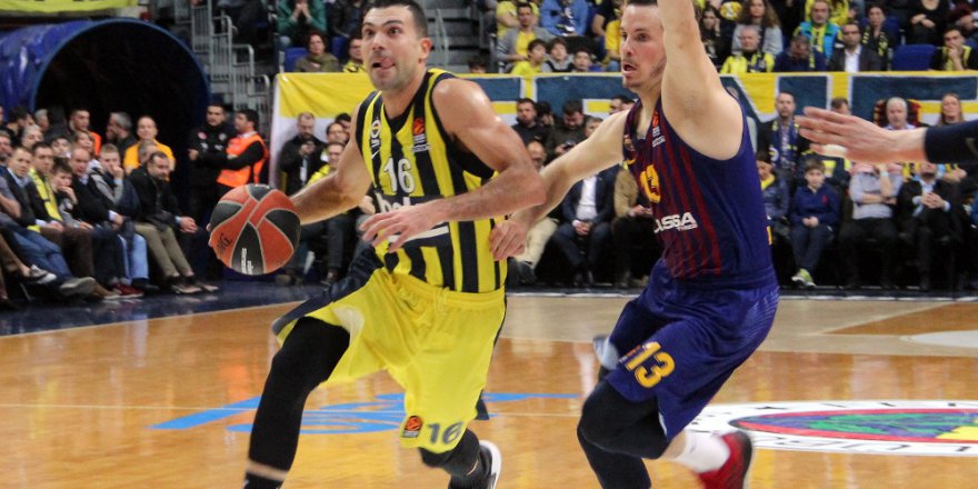 Fenerbahçe, Barcelona’yı Mağlup Etti