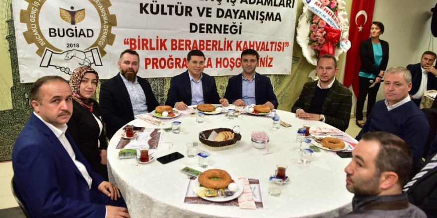 Tütüncü Bucaklı Hemşehrileriyle Buluştu