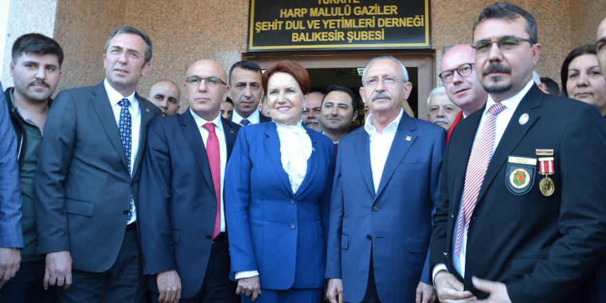 Kılıçdaroğlu Ve Akşener, Şehitler Ve Gaziler Derneğini Ziyaret Ettiler