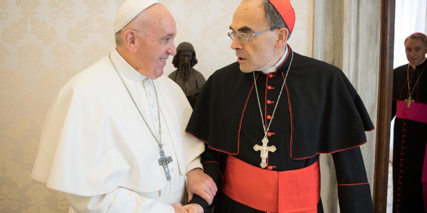 Papa'dan Çocuk Tacizi İtirafçısı İle Görüşme Skandalı