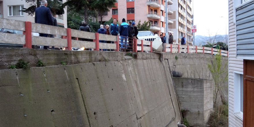 Zonguldak'ta Feci Kaza Böyle Görüntülendi; 2 Yaralı