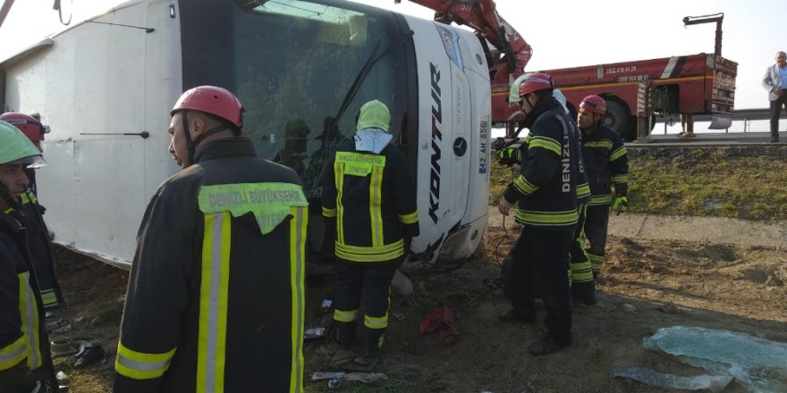 Denizli'de Yolcu otobüsü faciası 2 Ölü 32 Yaralı