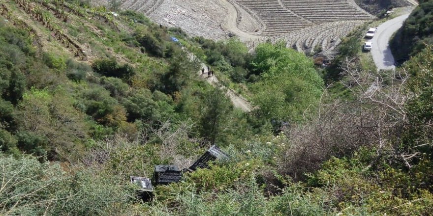 Antalya'da Korkunç Kaza 200 Metrelik Uçuruma Yuvarlandı
