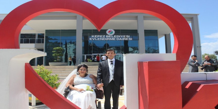 Antalya'da Engelsiz Aşk Nikaha Dönüştü