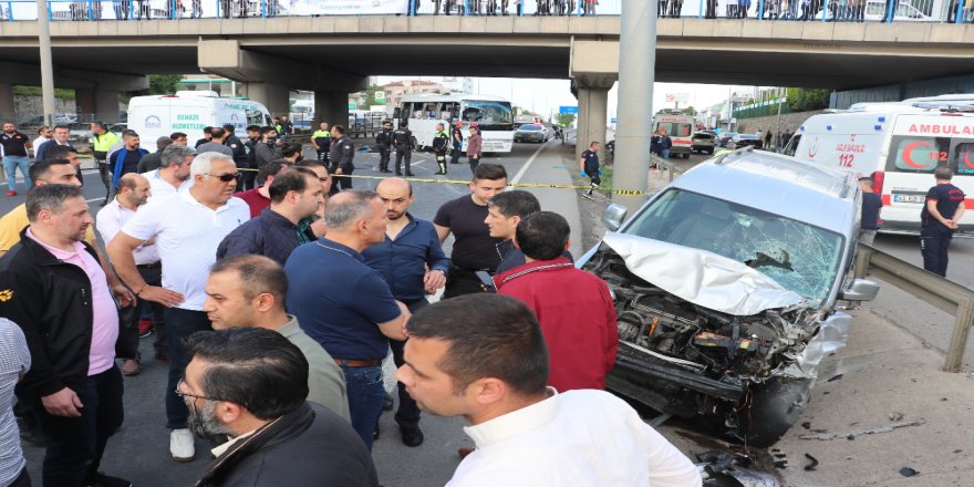 Kocaeli'nde İşçi servisi Kaza Yaptı 1 Ölü, 9 Yaralı