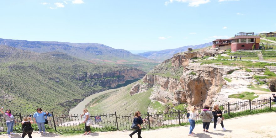 Restorenin Ardından Turist Akınına Uğradı: "Sanki Arizona’dayım"