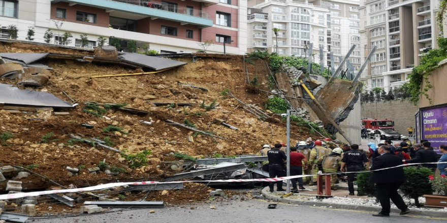 İstanbul'da Bir Sitenin Daha İstinat Duvarı Çöktü