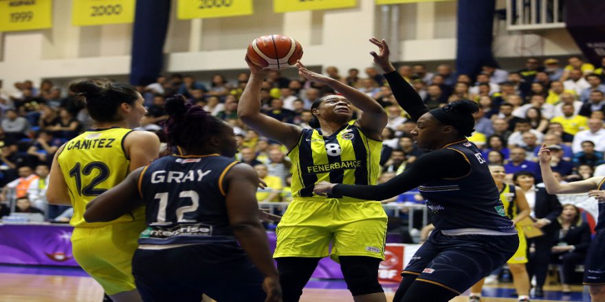 Kadınlar Basketbol Ligi’nde Şampiyon Fenerbahçe