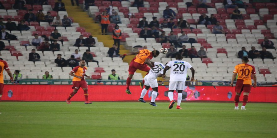 Ziraat Türkiye Kupası Finali: Akhisarspor: 0 - Galatasaray: 0 (İlk Yarı)