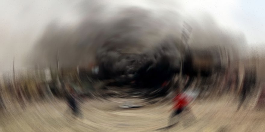 Terör Örgütü Ypg/pkk’nın Münbiç’deki Sözde Meclisinde Patlama