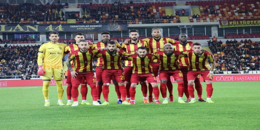 Evkur Yeni Malatyaspor’da 11 Futbolcunun Sözleşmesi Sona Eriyor