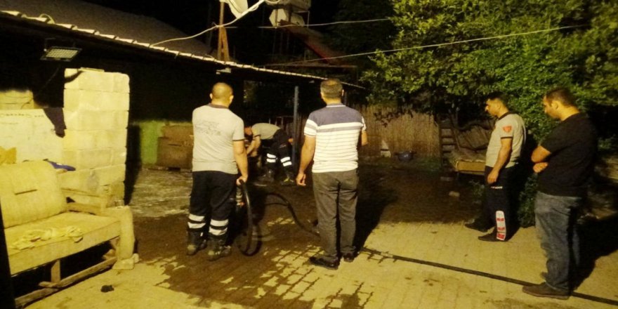 Hatay'da Fren Yerine Gaza Basan Baba Kızını Ezdi