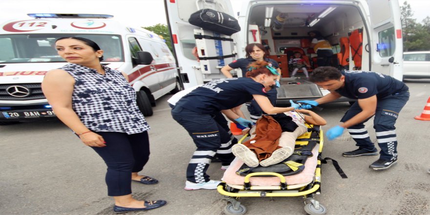 Denizli’de Öğrenci Servisi Kazası: 14 Yaralı