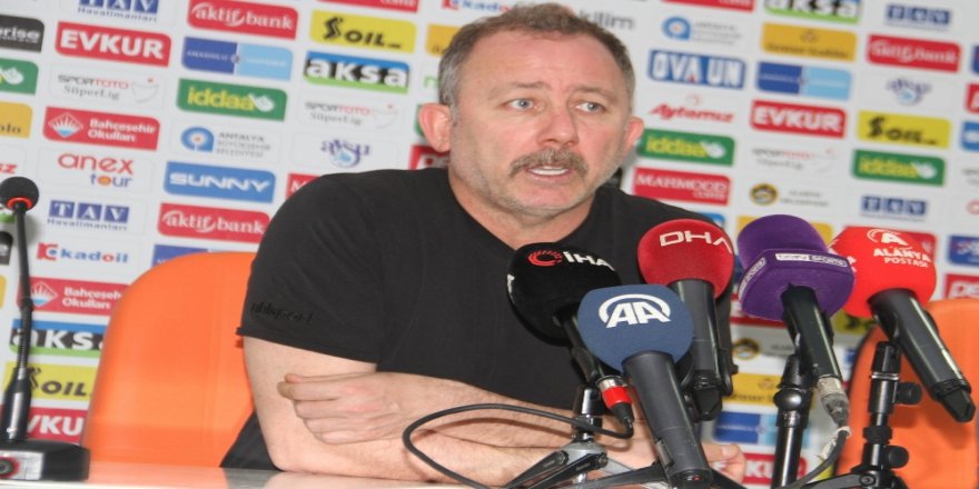 “İnanılmaz Pozisyonlar Kaçırıyoruz”