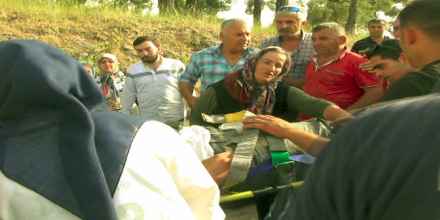 Antalya'da Minibüs Otomobil ile Çarpıştı: 1 Ağır 3 Yaralı