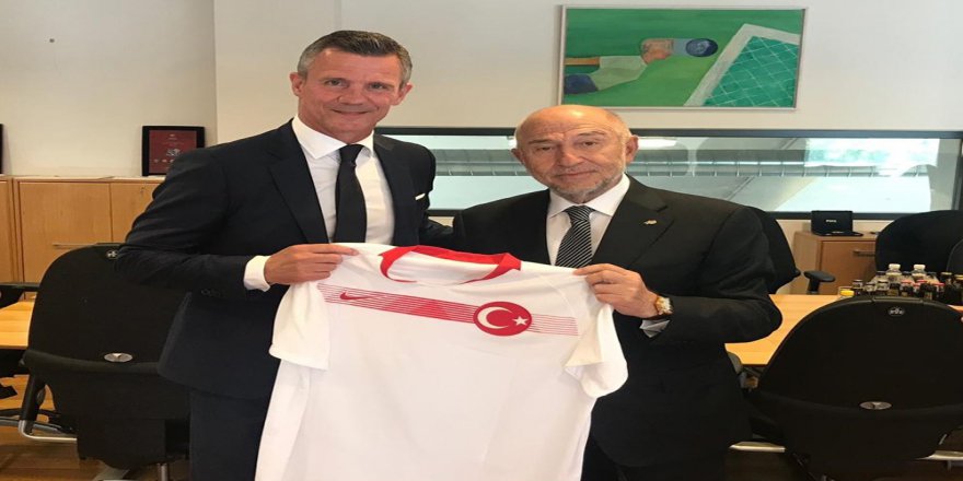 Nihat Özdemir, İzlanda Federasyon Başkanı İle Bir Araya Geldi