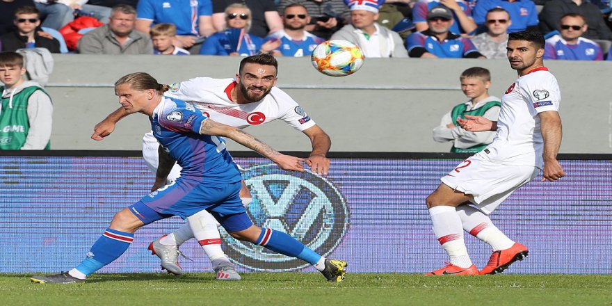2020 Avrupa Futbol Şampiyonası Elemeleri: İzlanda: 2 - Türkiye: 1 (İlk Yarı)
