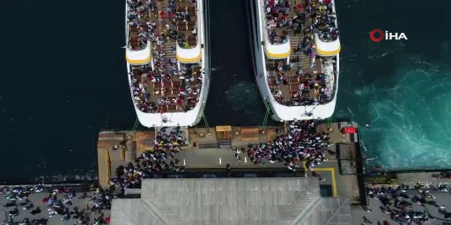 İstanbullular Ramazan Bayramı’nda Vapurlara Akın Etti