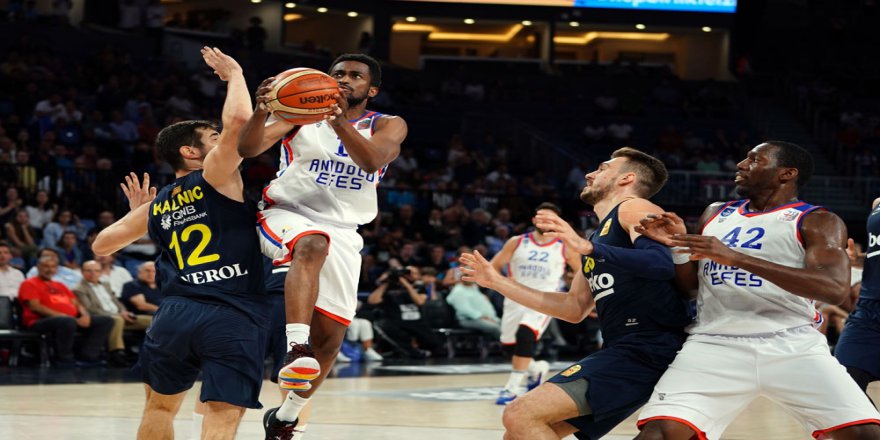 Anadolu Efes - Fenerbahçe Final Serisi Ataşehir’e Taşınıyor