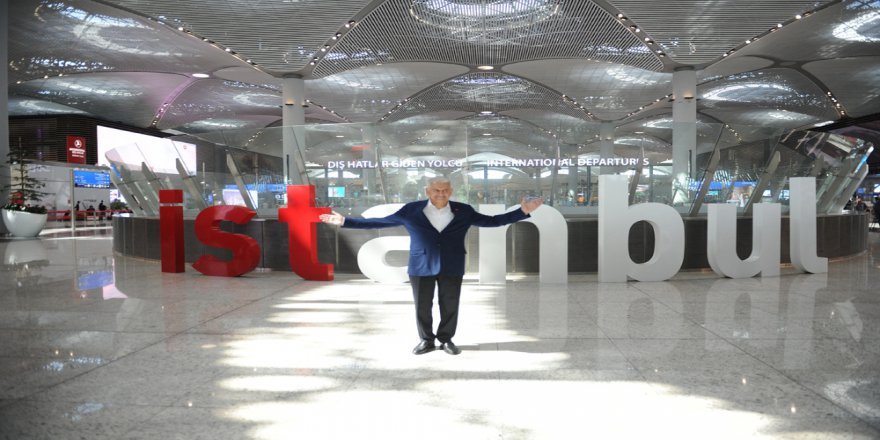 Binali Yıldırım İstanbul Havalimanı’nı Gezdi