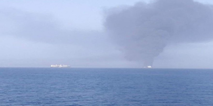 Umman Körfezindeki Tanker Yangınları Petrol Fiyatlarını Yüzde 3 Artırdı