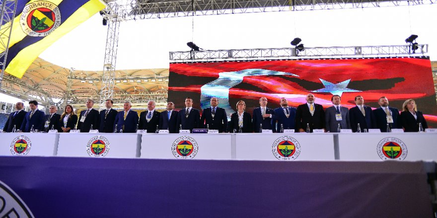 Fenerbahçe’de Yönetim Kurulunun Talepleri Kabul Edildi
