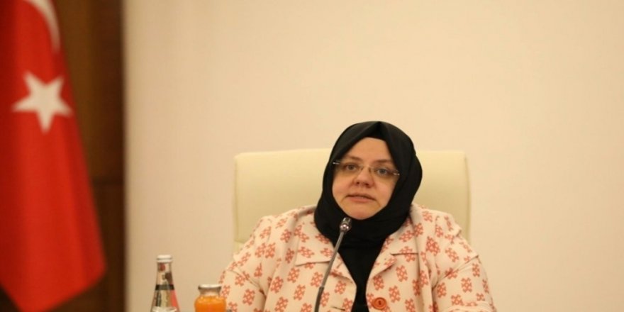 Bakan Selçuk, Engelsiz E- Devlet’te Engelli Vatandaşa Hizmet Dökümü Gönderdi