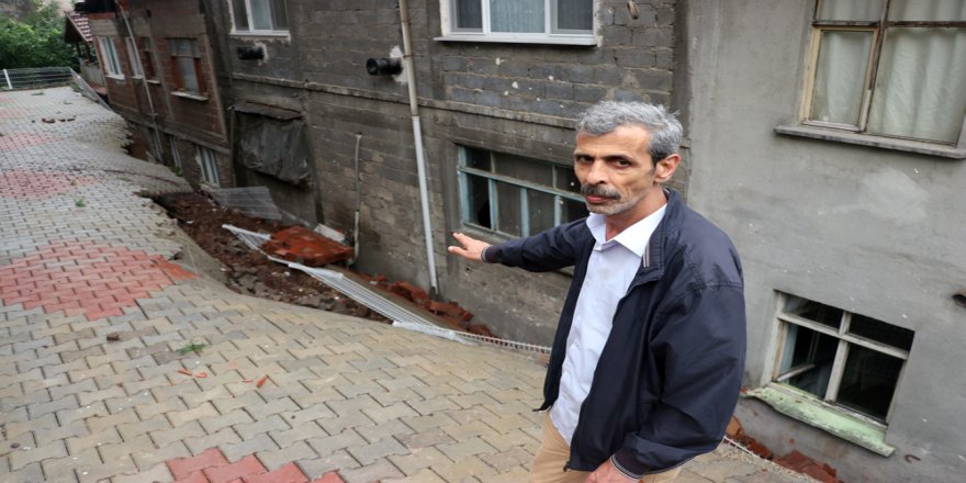 Kocaeli'nde İstinat Duvarı Dehşeti 23 Ev Boşaltıldı
