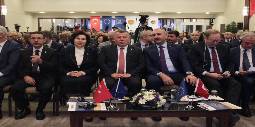 Bakan Gül: "Yargı Türk Milleti Adına Karar Veren Bir Hale Gelmiştir"