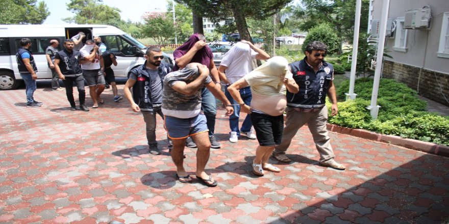 Kataloglu Fuhuş Çetesi Operasyonuna 9 Tutuklama