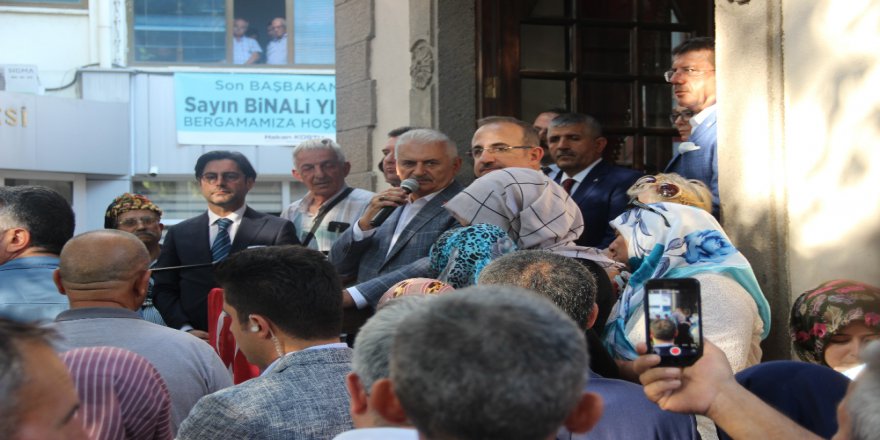 Binali Yıldırım Bergama’da