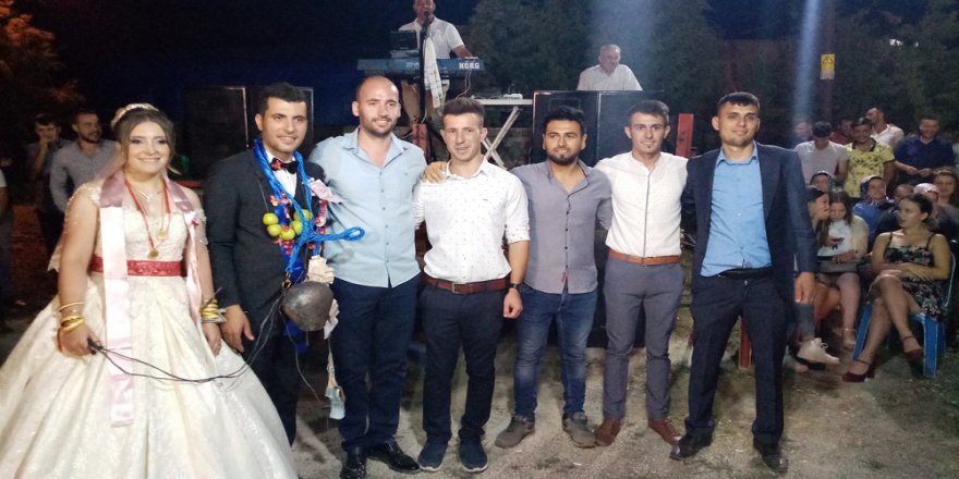 Damada Öküz Çanı, Yular Ve Kelepçe Taktılar
