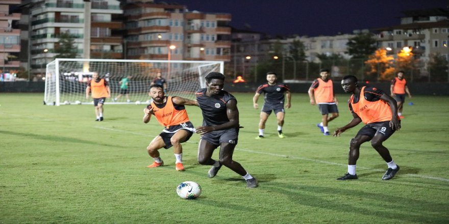 Erol Bulut: “İnşallah Kasımpaşa Maçında Rahat Galibiyet Alırız”