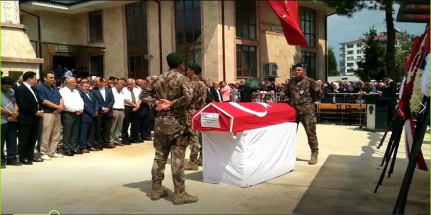 Şehit Özel Harekat Polisi Son Yolculuğuna Uğurlandı