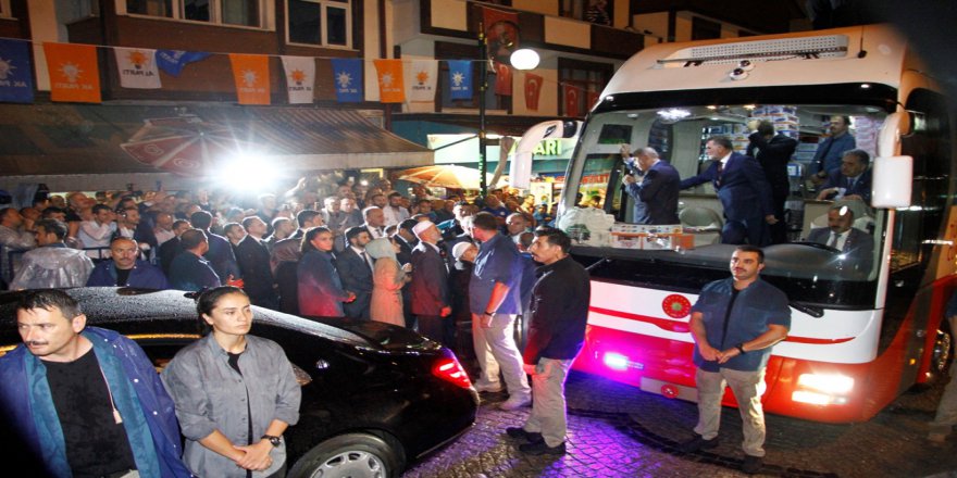 Erdoğan Babaocağı Güneysu’da Hemşehrilerine Hitap Etti