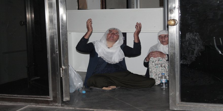Anne Hacire Akar’dan Tüm Annelere Ve Ailelere Çağrı