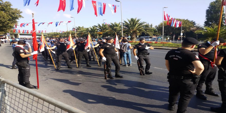 Vatan Caddesi’nde 30 Ağustos Provası