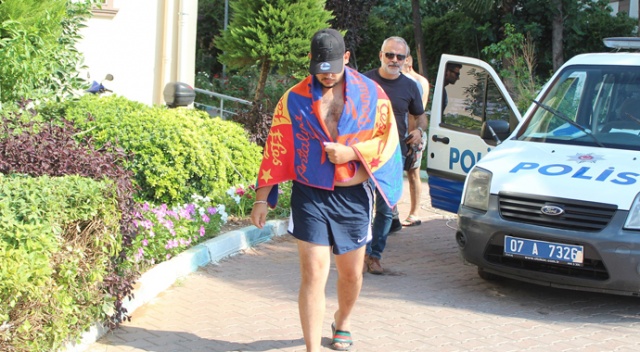 Antalya'da Gurbetçi Aileye Plaj Şoku