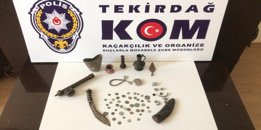 Çorlu'da Define Operasyonu ; 2 Kadın Yakalandı
