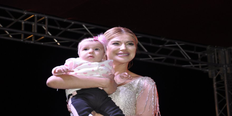 Songül Karlı, Tokat’ta Hayranları İle Buluştu