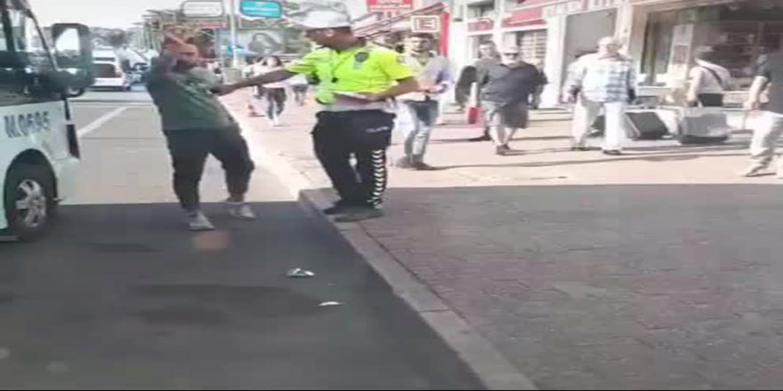 Istanbul'da Minibüs Şöförü Dehşet Saçtı