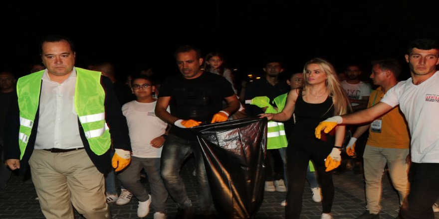 Haluk Levent’ten Konser Sonrası Temizlik