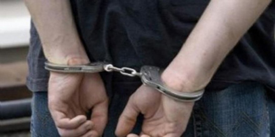İran’da Biri Akademisyen 3 Avustralya Vatandaşı Tutuklandı